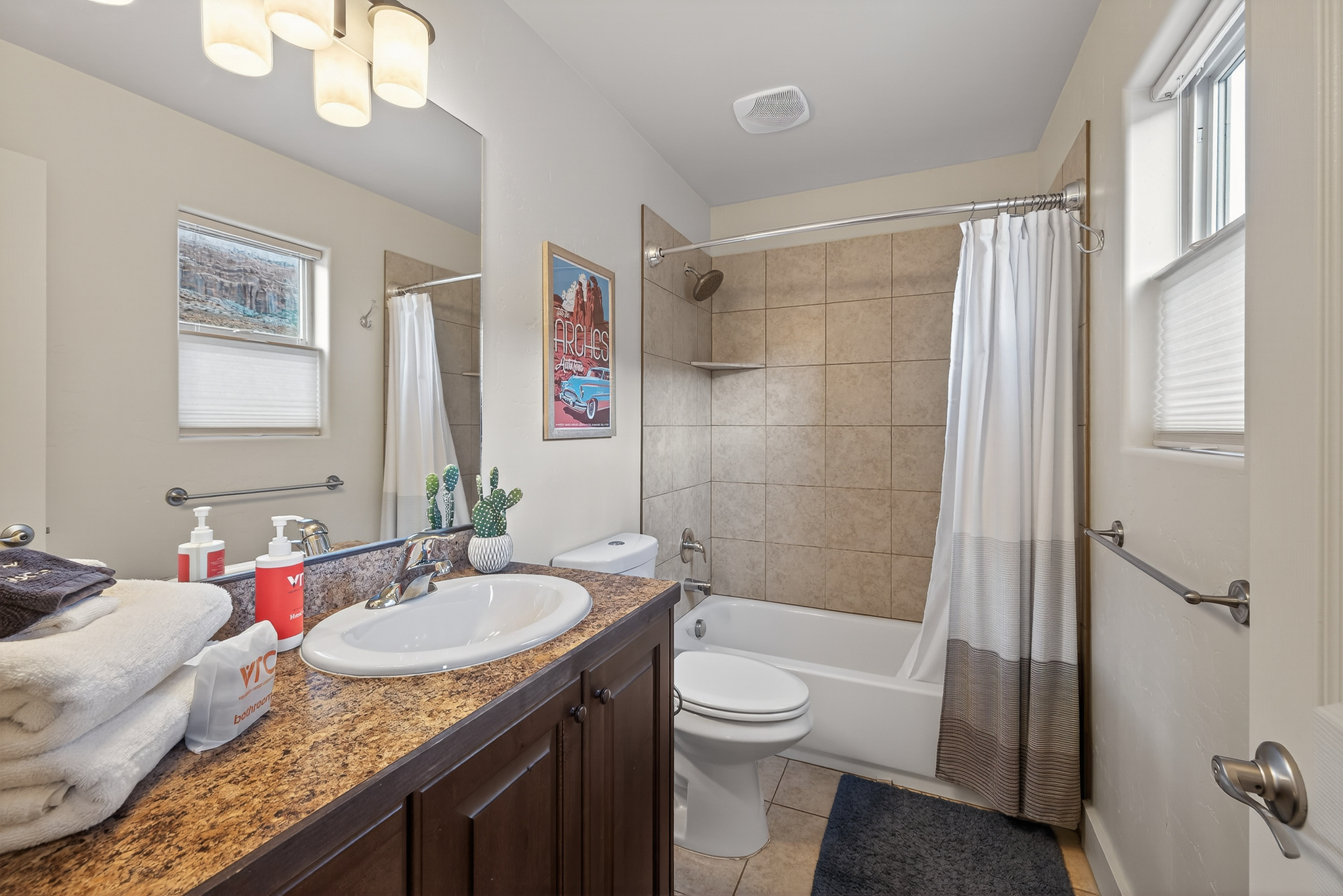 Near Arches & Downtown | Pool & Hot Tub | Views! | Photo 15