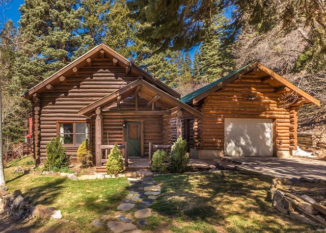 Rustic Cabin - Property Backs up to Uncompahgre National Forest
