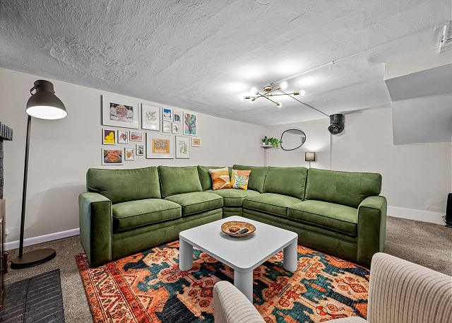 New! CapHill -Walk to Cheesman Park-Pet Friendly 3
