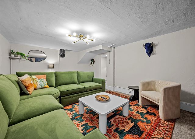 New! CapHill -Walk to Cheesman Park-Pet Friendly 4