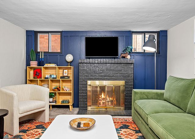 New! CapHill -Walk to Cheesman Park-Pet Friendly 2