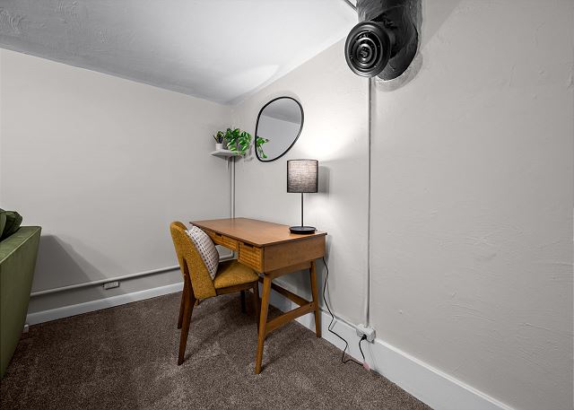 New! CapHill -Walk to Cheesman Park-Pet Friendly 5