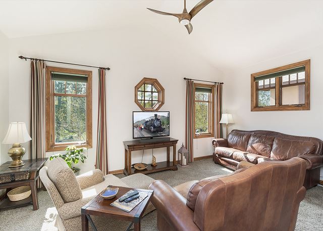 30+ Day - Condo in Downtown Durango - Walk to Main Street - AC/Deck/BBQ 3