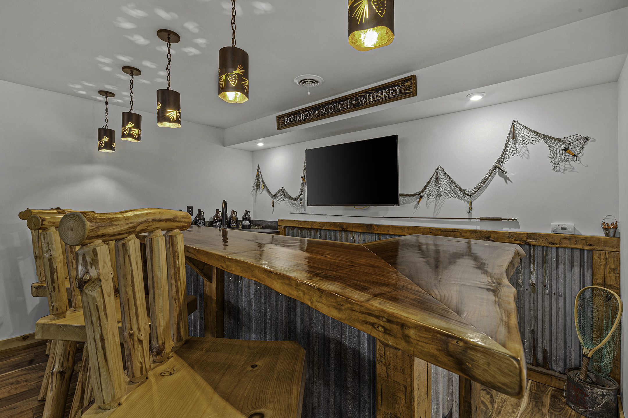 Near Snowmobile Trails - Hot Tub, Theatre, Foosball, Dogs OK | Photo 27