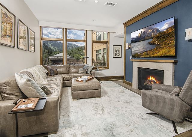 New Listing! Riverfront Luxury Resort/Spa/Ski In-Ski Out Condo