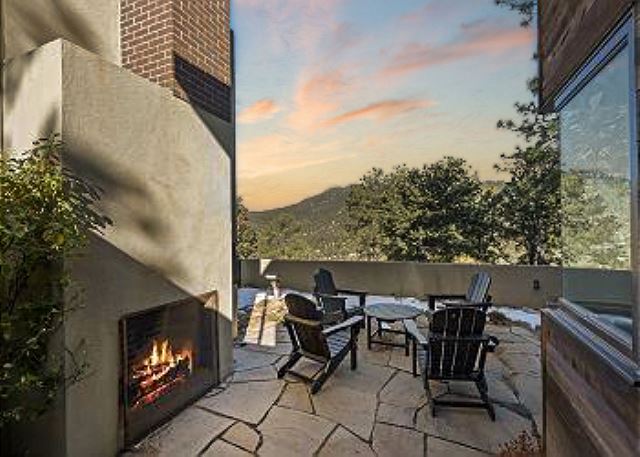 New Listing! Secluded Mountain Retreat| Amazing Views| Architectural Dream