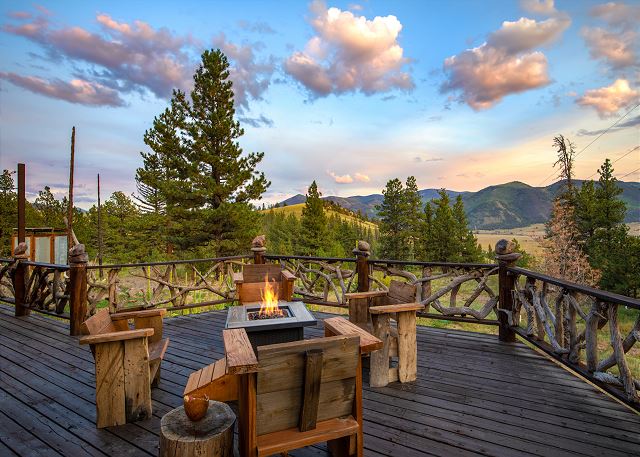 New Listing! Secluded Mountain Retreat - Hot Tub & Sauna - 15 Mins to Creede