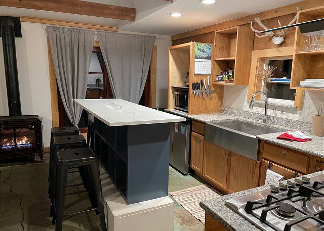 Walk to Downtown Creede | Pet-Friendly | Mountain Views 5