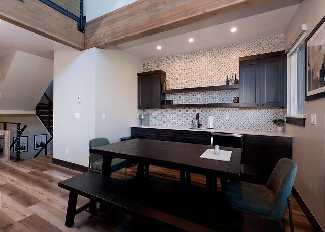 New Townhome across from Purgatory - Hot Tub, Arcade Game - Views/Shuttle 9