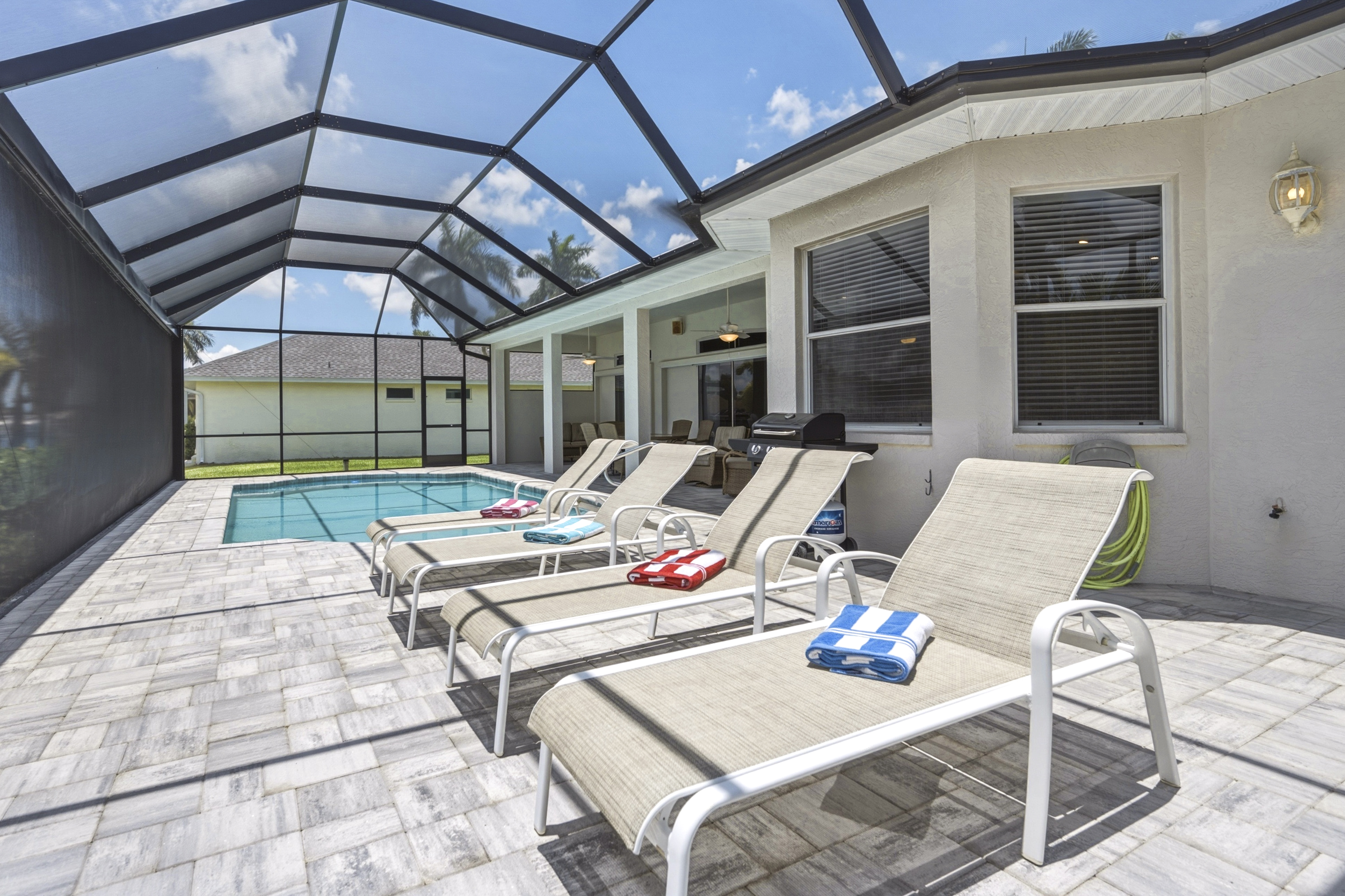 Pool lanai loungers