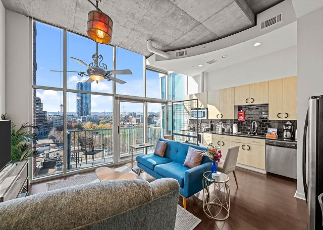 New! Executive Downtown Denver Condo - Amazing Views - Gym - Dog Friendly