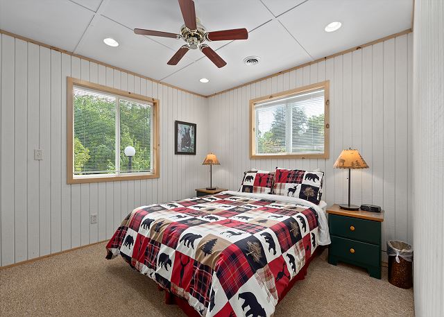 Rustic Fawn | Fireplace, AC, Lake Access w/ Dock, Dogs OK w/ fee 3