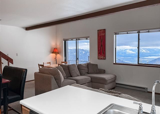 New Listing! Ski-In/Ski-Out |Mtn Views| Schweitzer