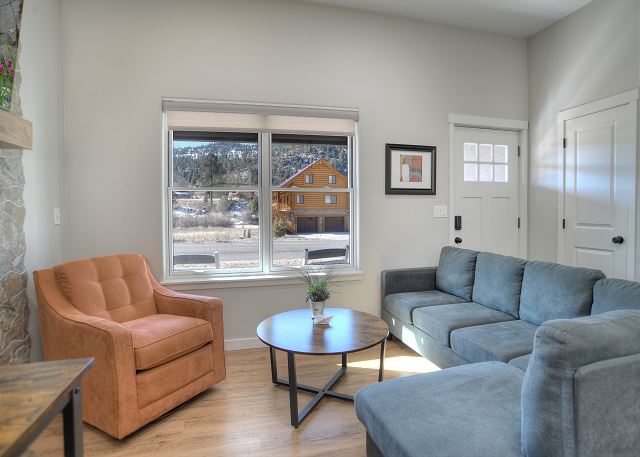 New Listing!Newly Constructed Home - Cozy Interior - Drive to Wolf Creek Ski 3