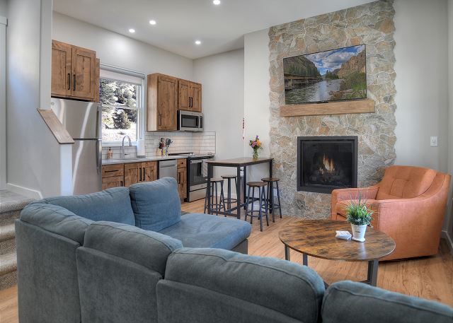 New Listing!Newly Constructed Home - Cozy Interior - Drive to Wolf Creek Ski 4