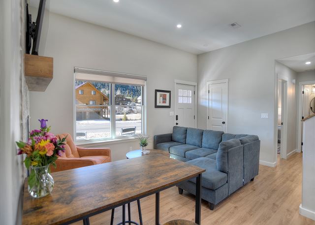 New Listing!Newly Constructed Home - Cozy Interior - Drive to Wolf Creek Ski 6