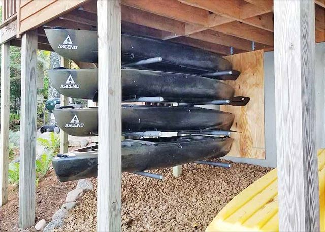 The Cedar Lakehouse | On Beautiful Gilmore Lake w/ Dock, Kayaks, Firepit, AC 6