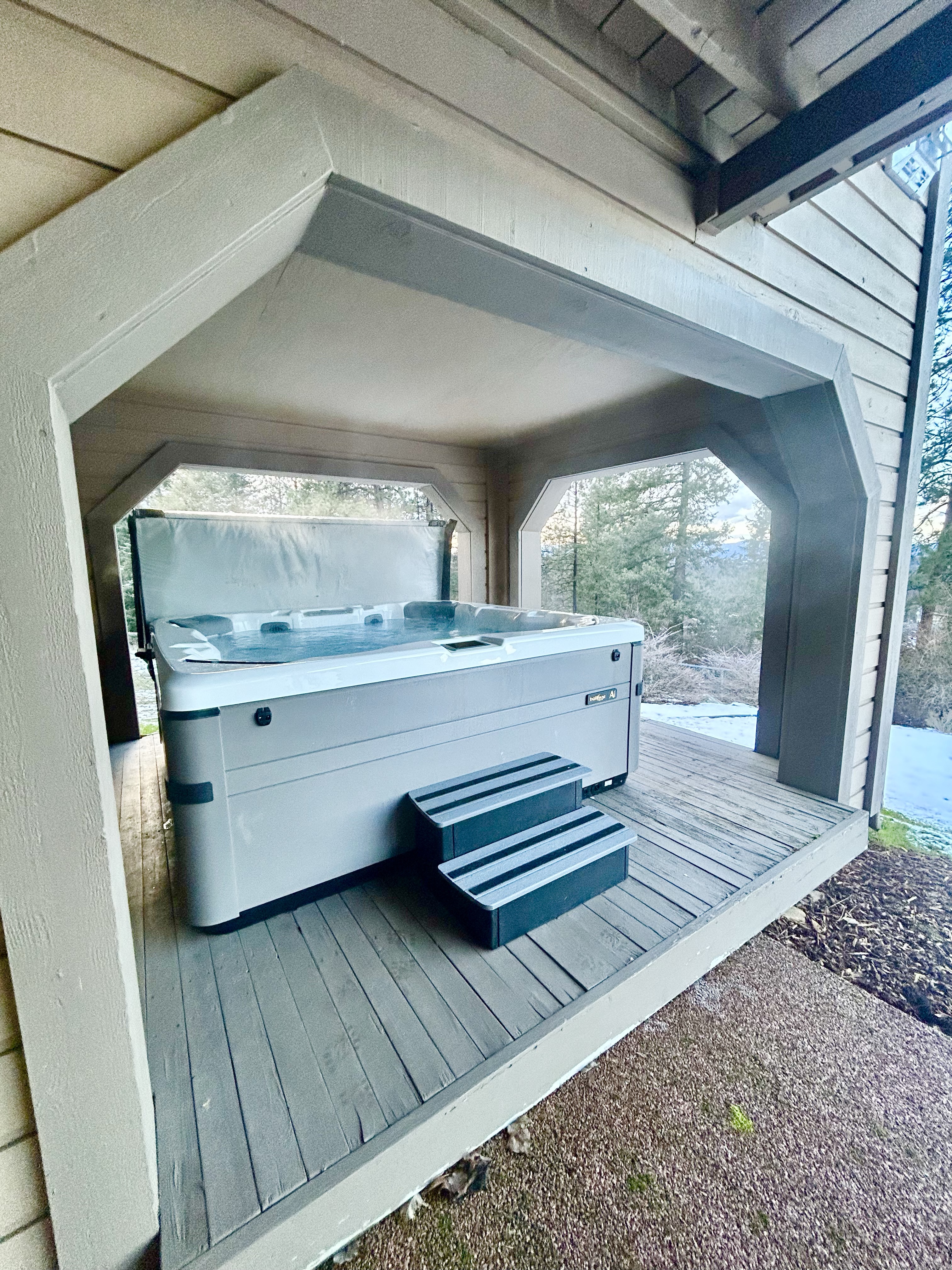 Relax at Hayden Lake | Stunning Views, Hot Tub & Games | Photo 30