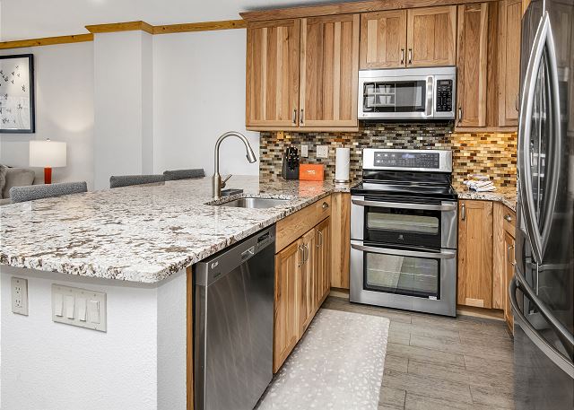 New Listing! Avon Stay | Gondola Access | Nottingham Lake & River Trail 4