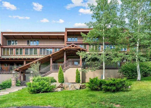 New Listing! Par-adise Retreat (#608) | Deck, AC, Golf, Pool/HotTub, Tennis