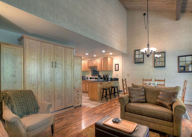 Red Rock Rest (#778) | AC, Deck, Pickleball, Golf, Pool, HotTub - 10 min ski 8