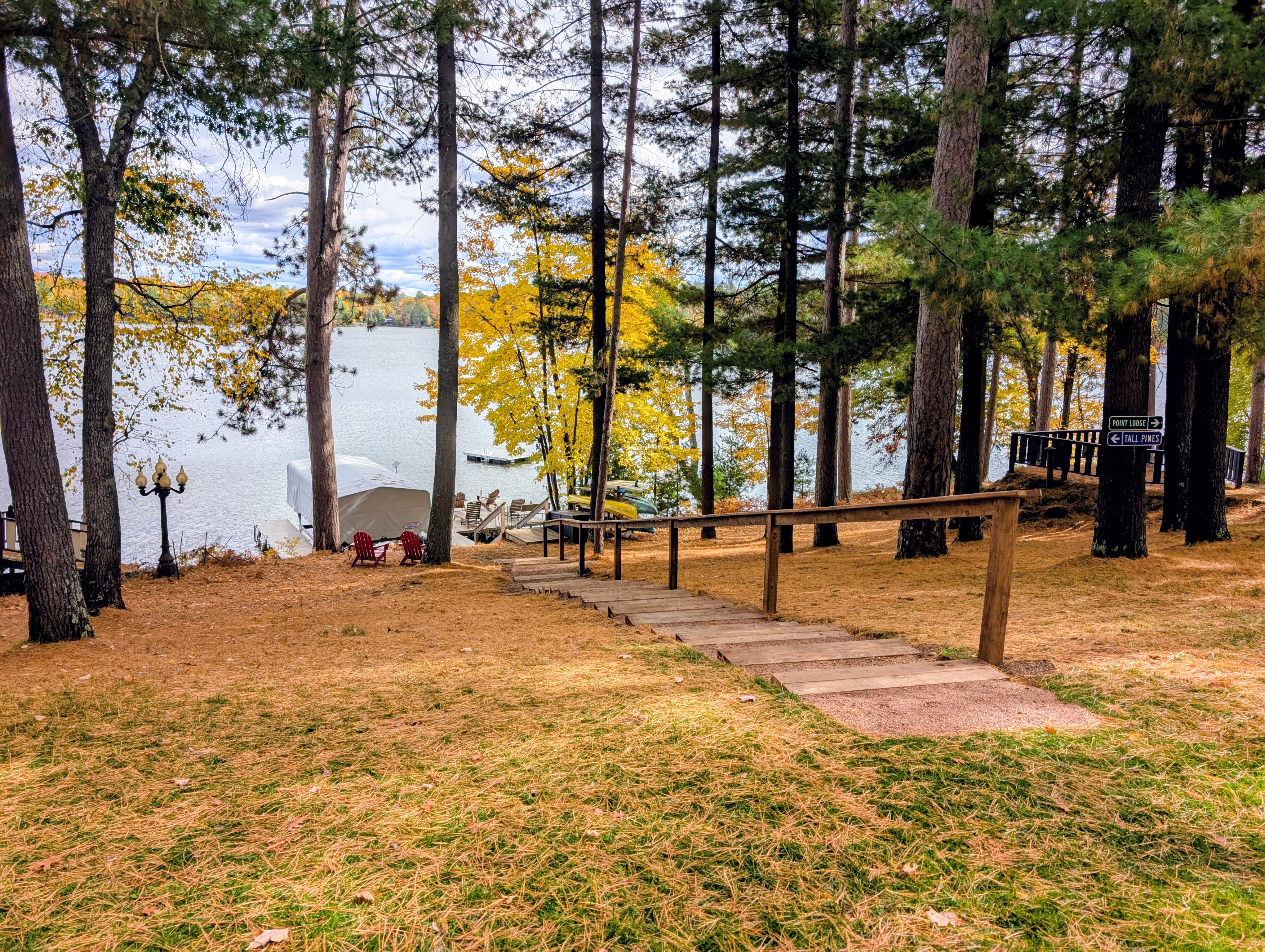 On the Chain of Lakes w/ Hot Tub, Sauna, AC, Pool Table, Kayaks | Photo 17