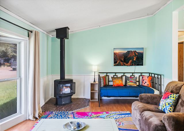 New Listing! Affordable Stay Steps to Downtown | Family & Angler’s Retreat 4