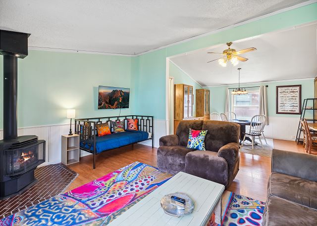 New Listing! Affordable Stay Steps to Downtown | Family & Angler’s Retreat 3