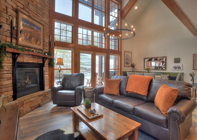 Elkpoint Townhome 8 - Ski in/Ski Out - Best Location / Slope views 2
