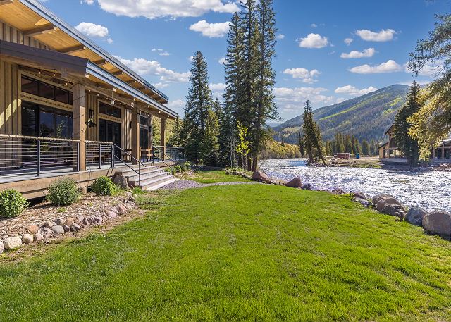 New Listing! Newly Constructed Luxury Riverfront Home on the Rio Grande River 3