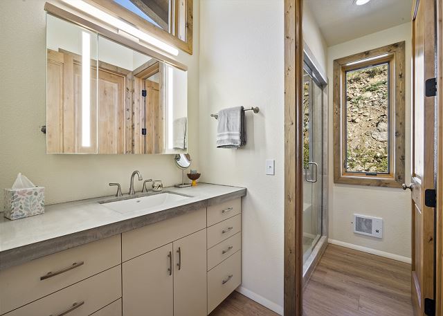 New Listing! Newly Constructed Luxury Riverfront Home on the Rio Grande River 10