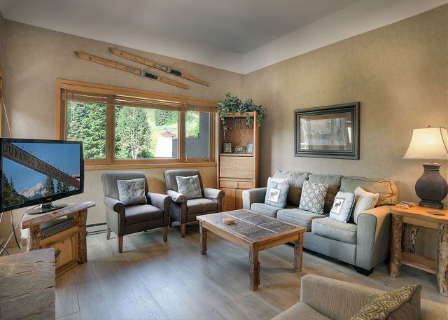 Updated Village Center Ski In/Out Condo with Slope Views and 2 Decks 4