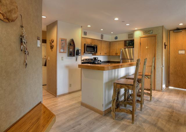 Updated Village Center Ski In/Out Condo with Slope Views and 2 Decks 10