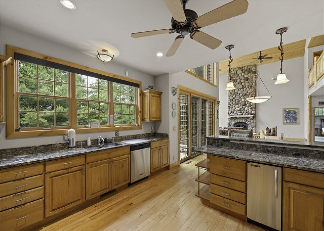 New Listing! Don’s Bay Estate | Lakefront Luxury - AC, Dock, Trails & FirePit 9