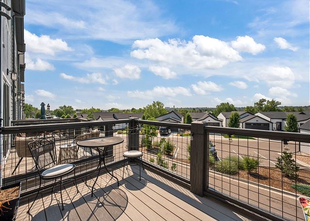 New Listing! Scenic Townhome | Views, Trails & Near Downtown 2