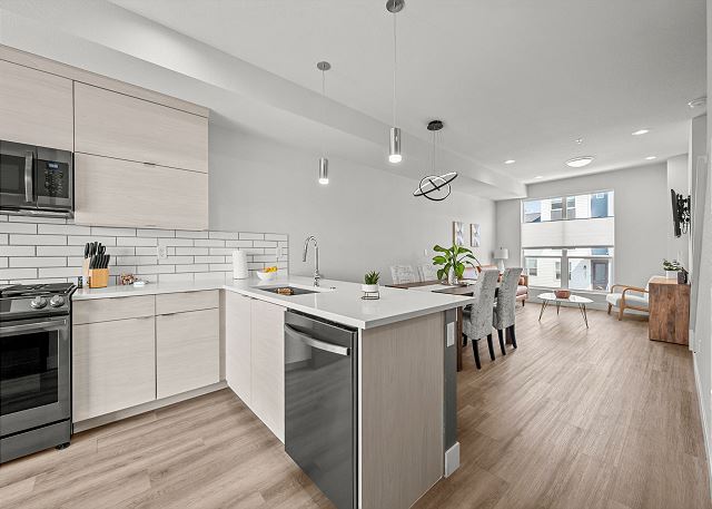 New Listing! Scenic Townhome | Views, Trails & Near Downtown 5