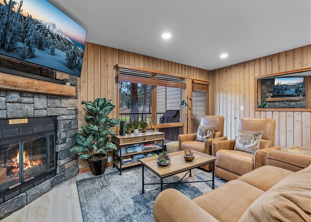 New Listing! Pineview Getaway | Mt. Bachelor Village Condo Near River Trail 2