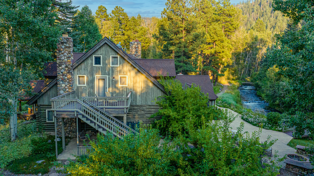 Amazing cabin on 9 acres on the Florida River - Hot Tub - 20 Min to DGO | Photo 63