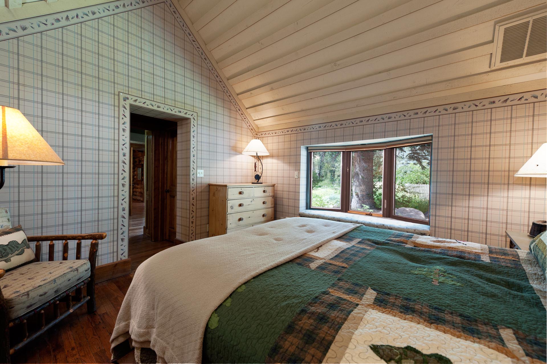 Amazing cabin on 9 acres on the Florida River - Hot Tub - 20 Min to DGO | Photo 26