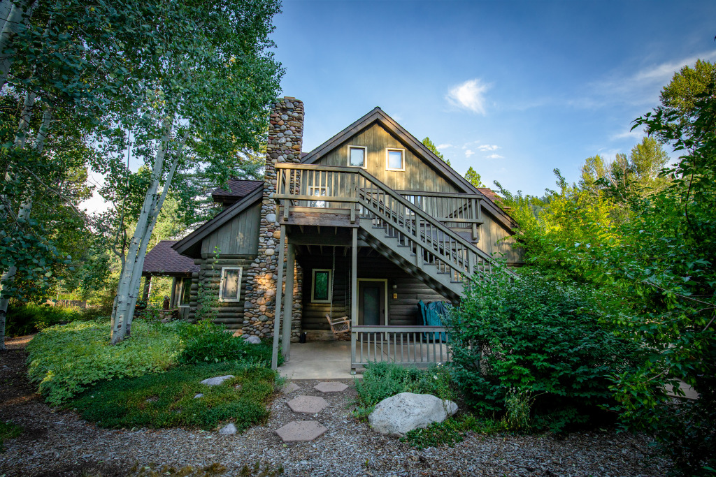 Amazing cabin on 9 acres on the Florida River - Hot Tub - 20 Min to DGO | Photo 55