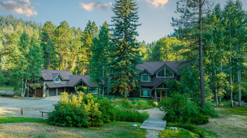 Amazing cabin on 9 acres on the Florida River - Hot Tub - 20 Min to DGO | Photo 64