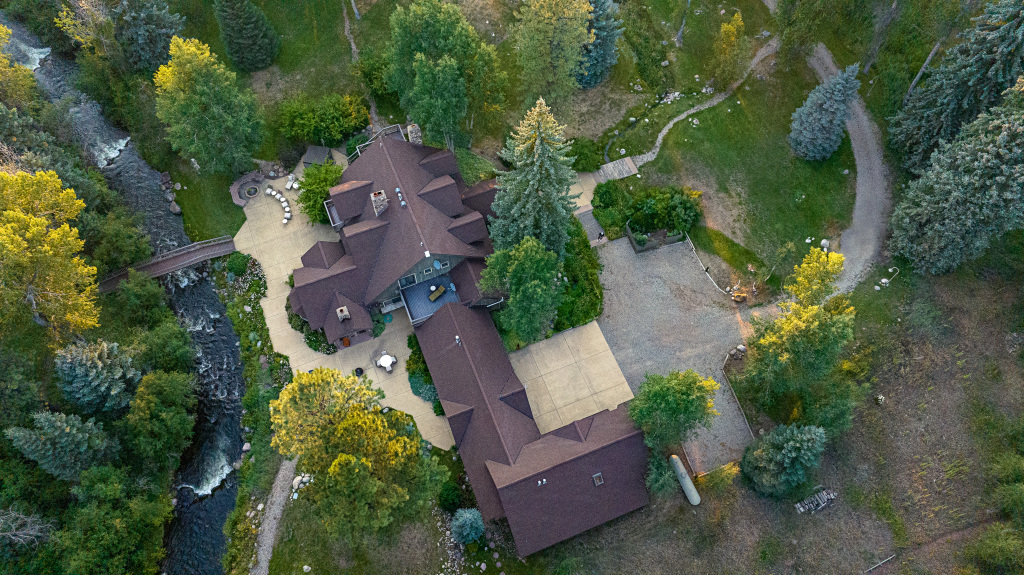 Amazing cabin on 9 acres on the Florida River - Hot Tub - 20 Min to DGO | Photo 4