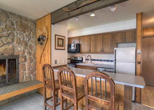 Affordable Purgatory condo with ski slope and mountain views - Walk to Lifts 6