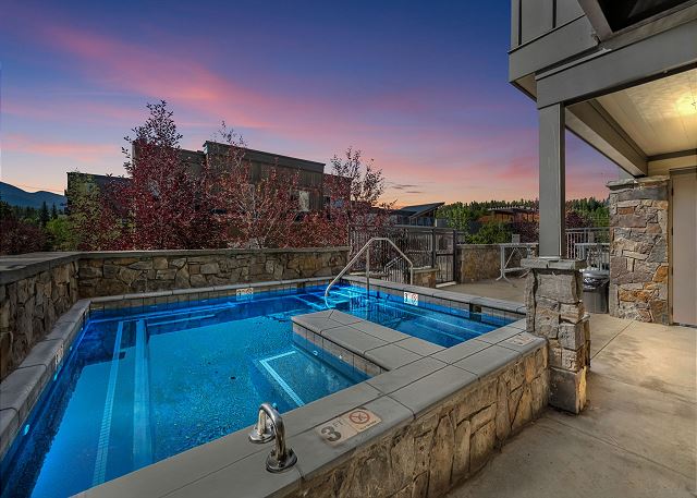 New Listing! Heart of Winter Park | Balcony Views + Hot Tub Access 2