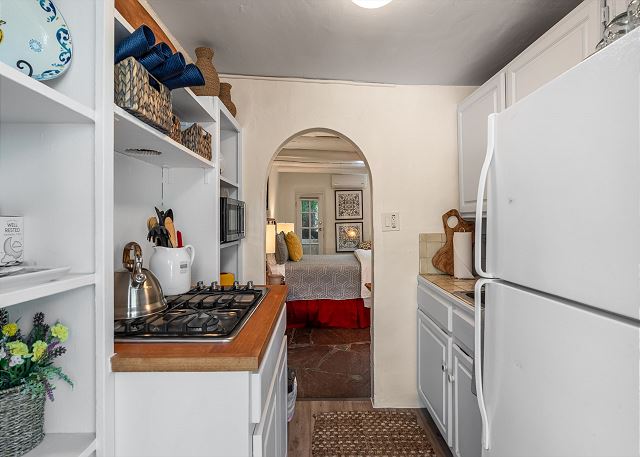 New Listing! Charming Adobe Escape | Walk to Canyon Road & Galleries 8