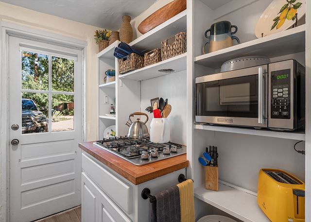 New Listing! Charming Adobe Escape | Walk to Canyon Road & Galleries 3