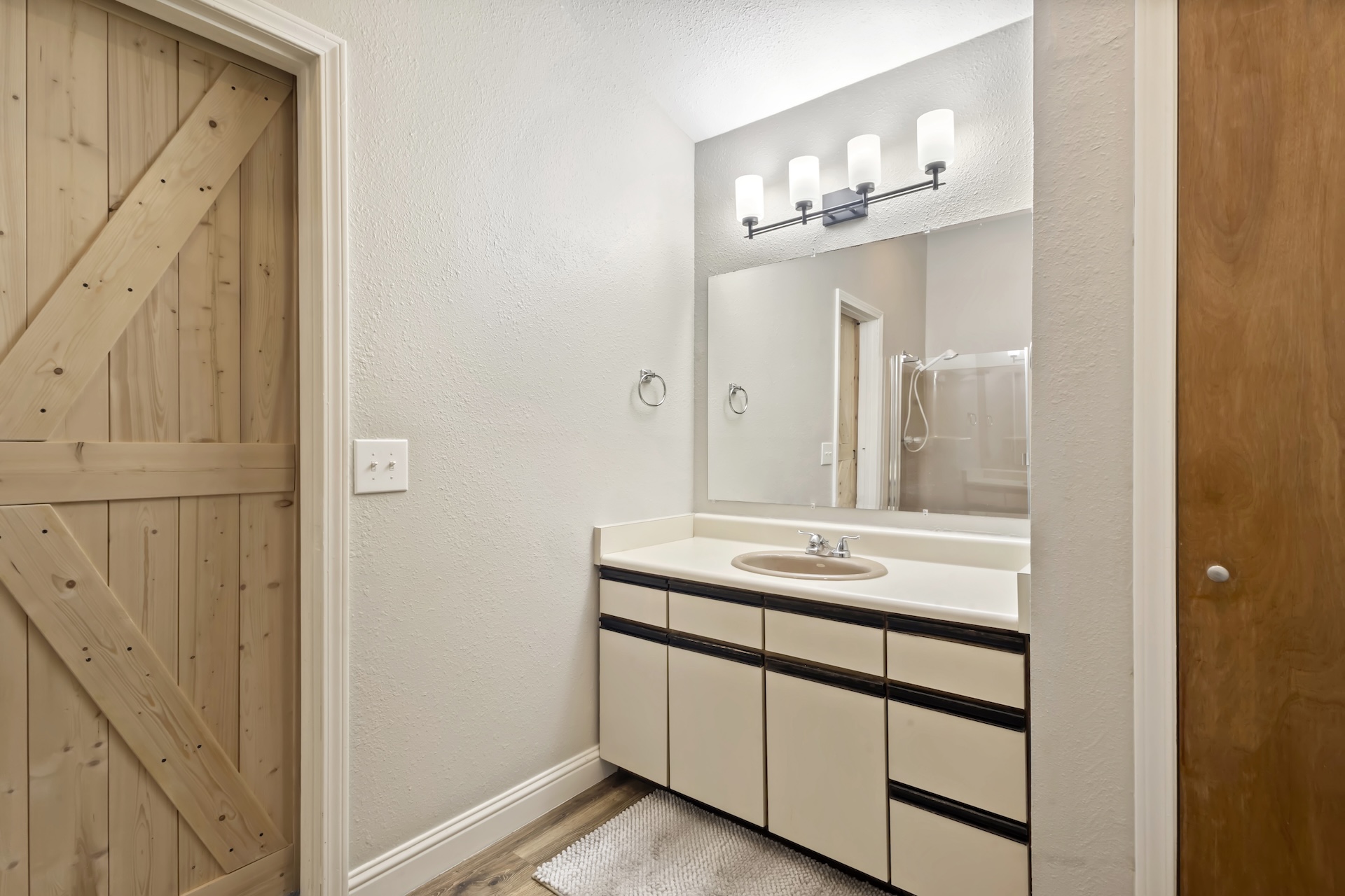 Upstairs third bathroom
