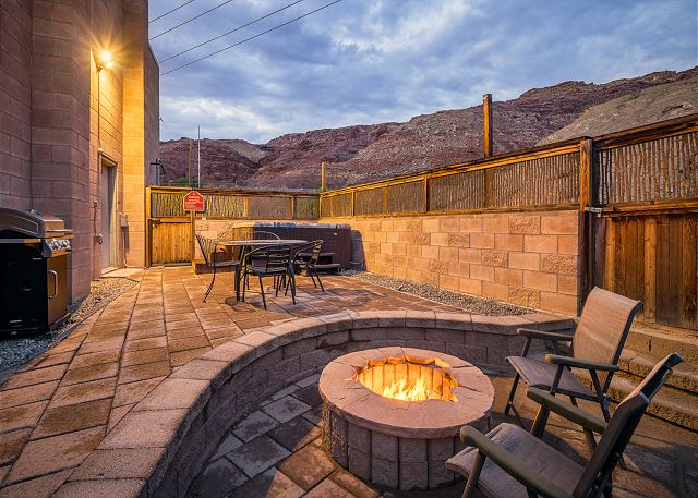 New Listing! Stroll to Downtown Moab | Hot Tub + BBQ Grill | Pet Friendly 6