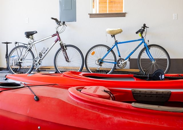 New Listing! Sunset Views | Dover Bay Bungalow Retreat | Private Deck + BBQ 7