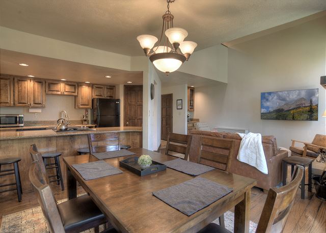 Cascade Village Condo - Great Views/Heated Pool/2 Miles to Purgatory 3